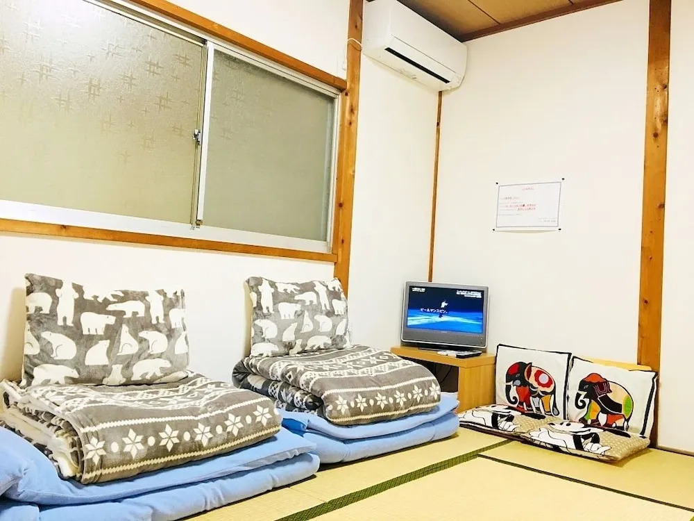 Guesthouse Sayuri Honkan