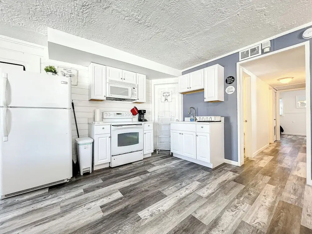 2 Bed Altamonte Springs Apartment Unit #1