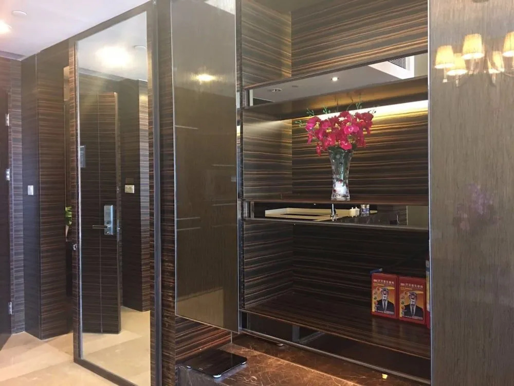 Checkinn Business Apartment-Poly World