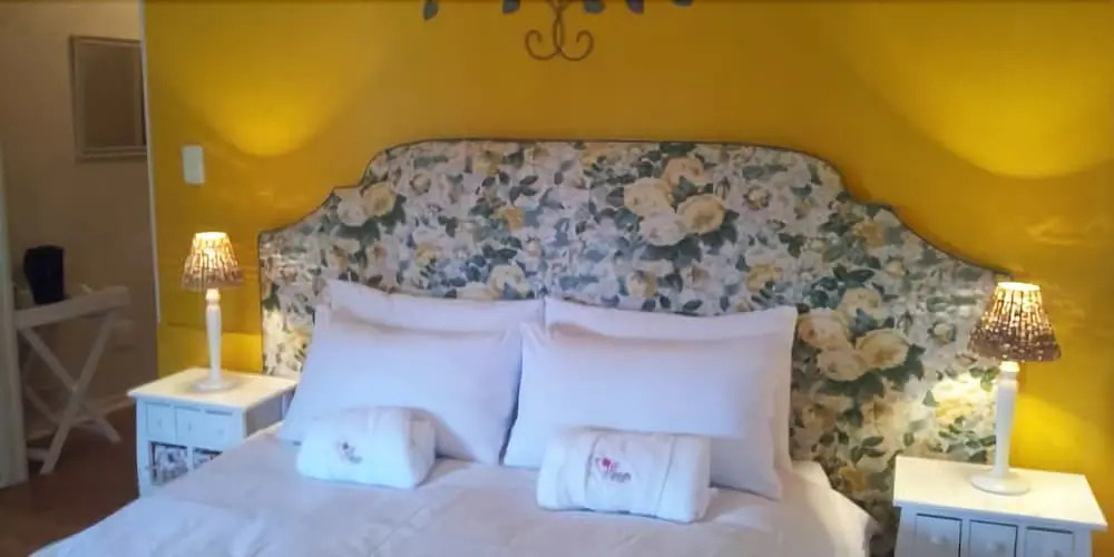 Rose Manor