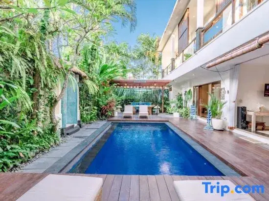 Villa Alleira - 5 Bedroom Villa in Centre Location of Seminyak