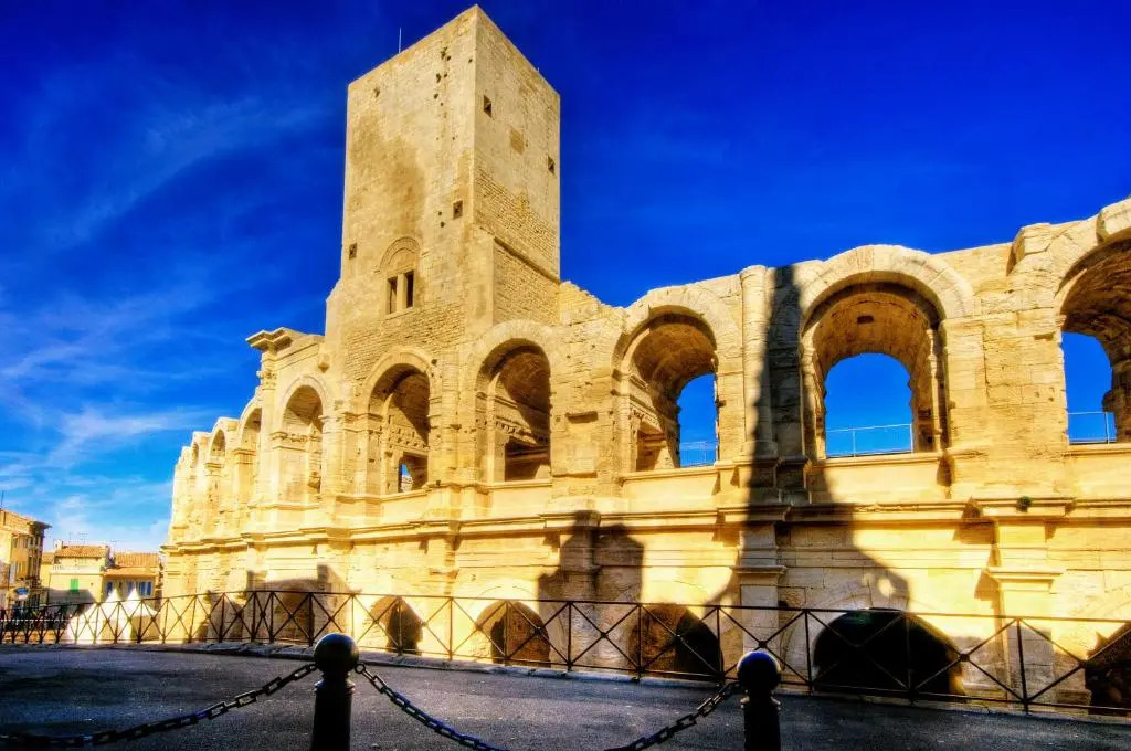 Entre Nîmes et Arles