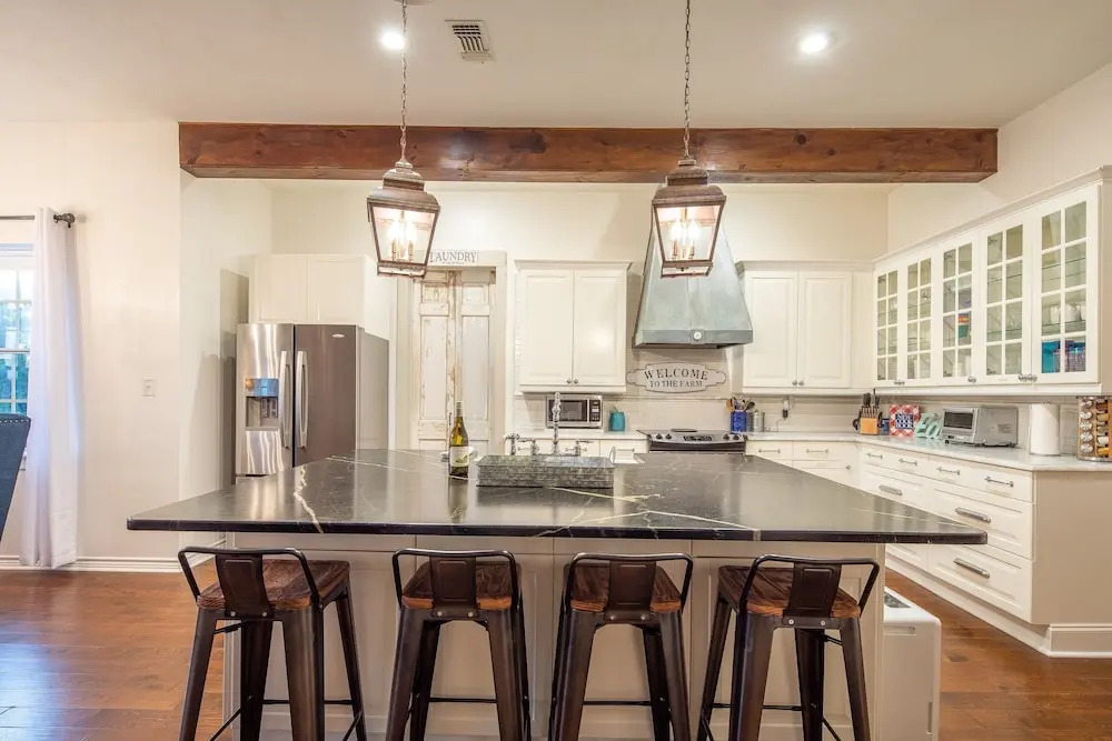 STONE RIDGE RETREAT - 5 Br Home