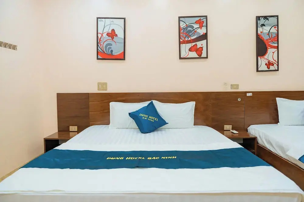 Sky 2 Hotel