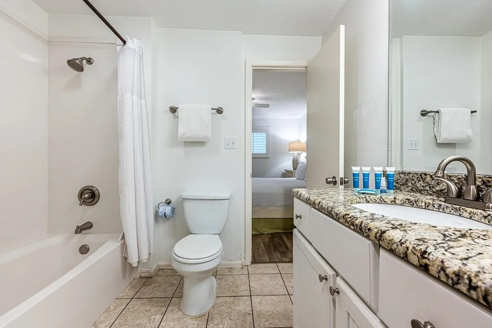 Coral Reef Club 35, Destin