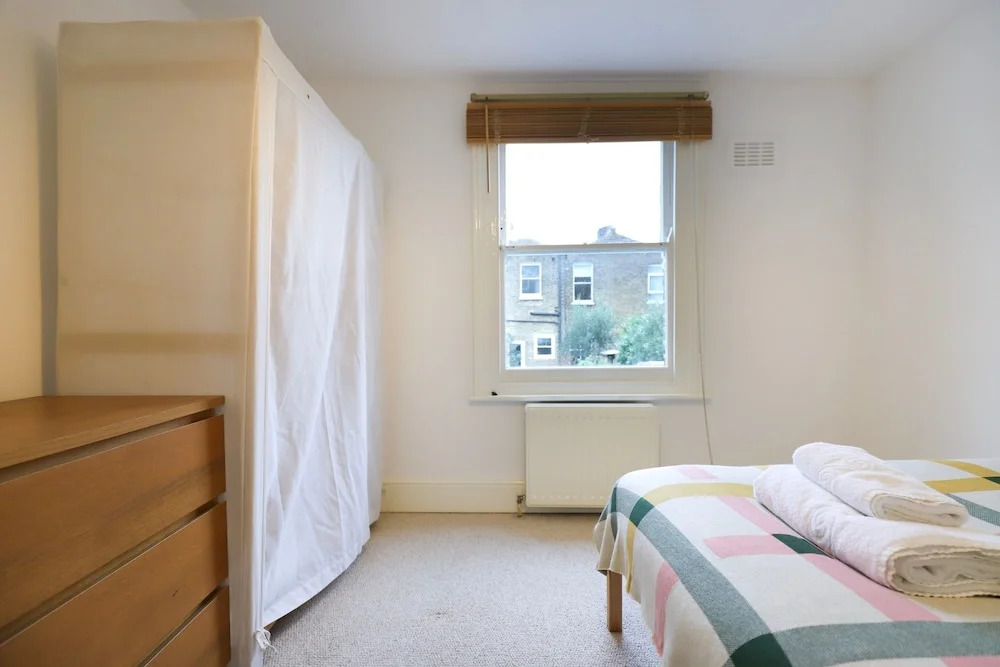 2 Bedroom Apartment With Garden