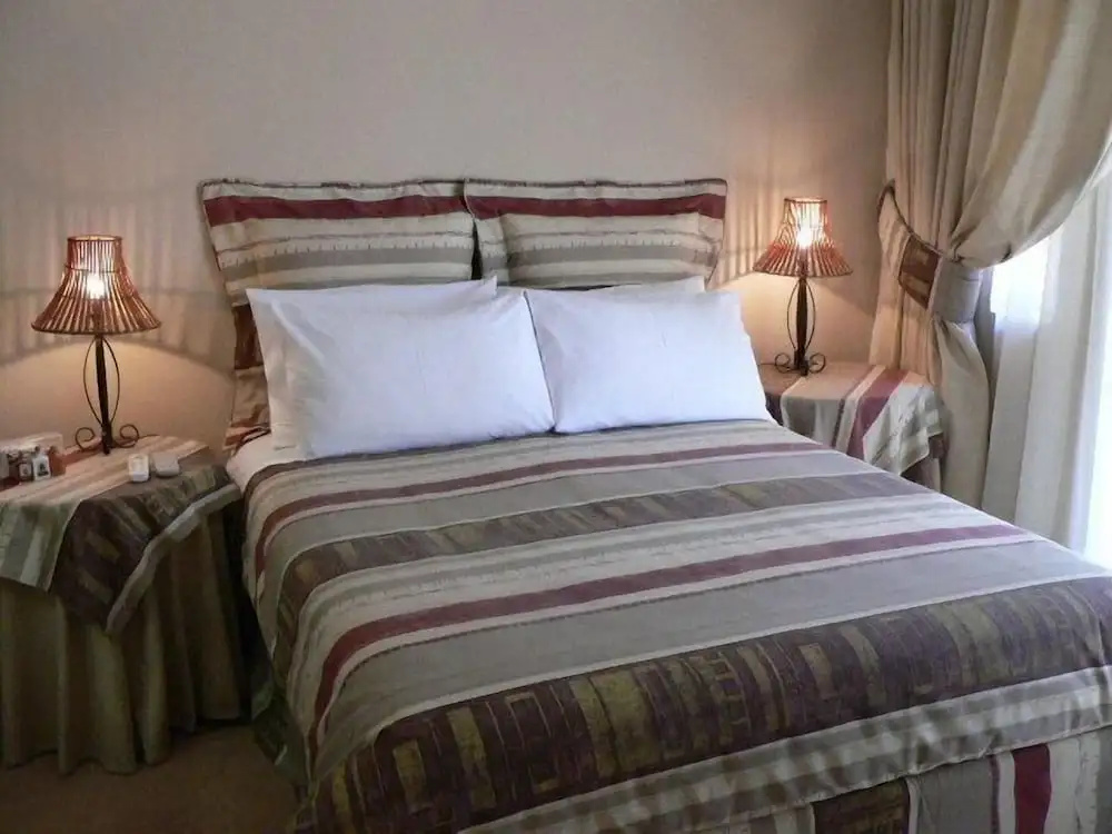 Emoyeni Guest House