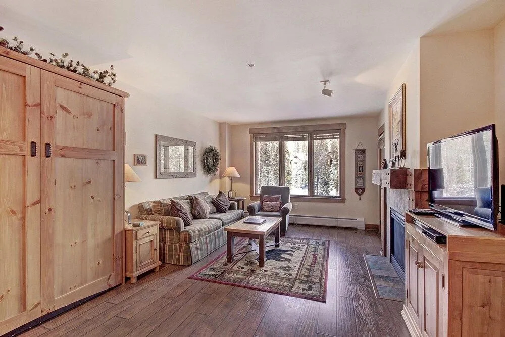 8858 The Springs 1 Bedroom Condo by RedAwning