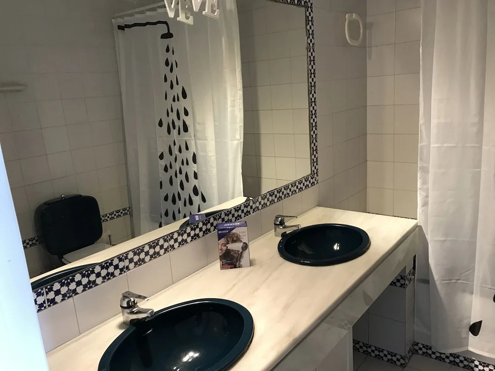 Acqua Fuengirola Apartments