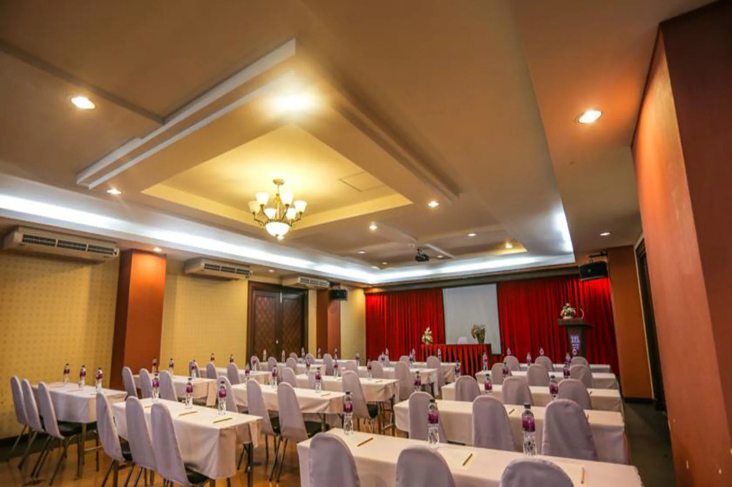 Madina Rayong Hotel