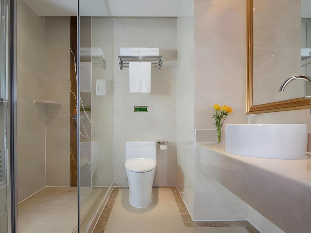 Vienna Hotel Guangdong Huizhou Maidi South Road