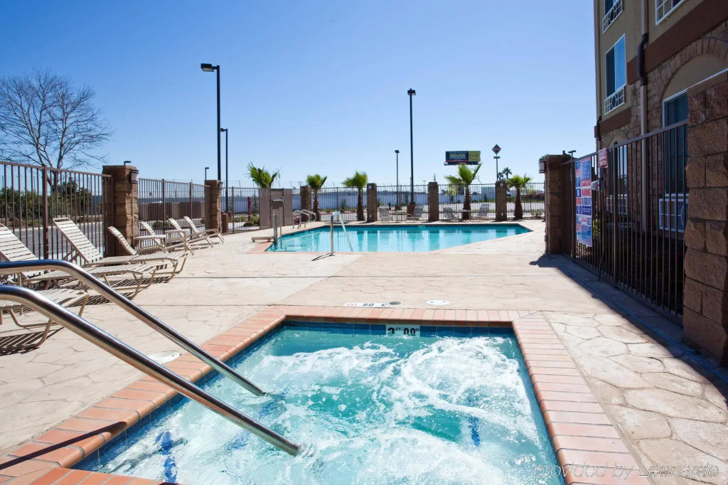 Holiday Inn Express Fresno South by IHG