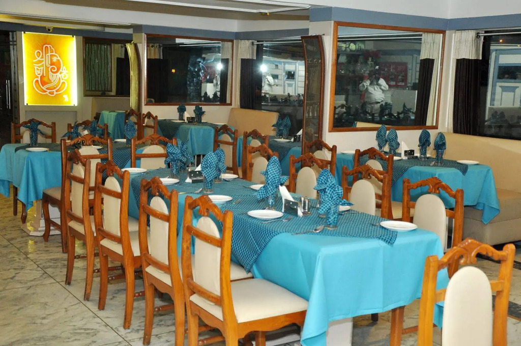 Chandra Inn