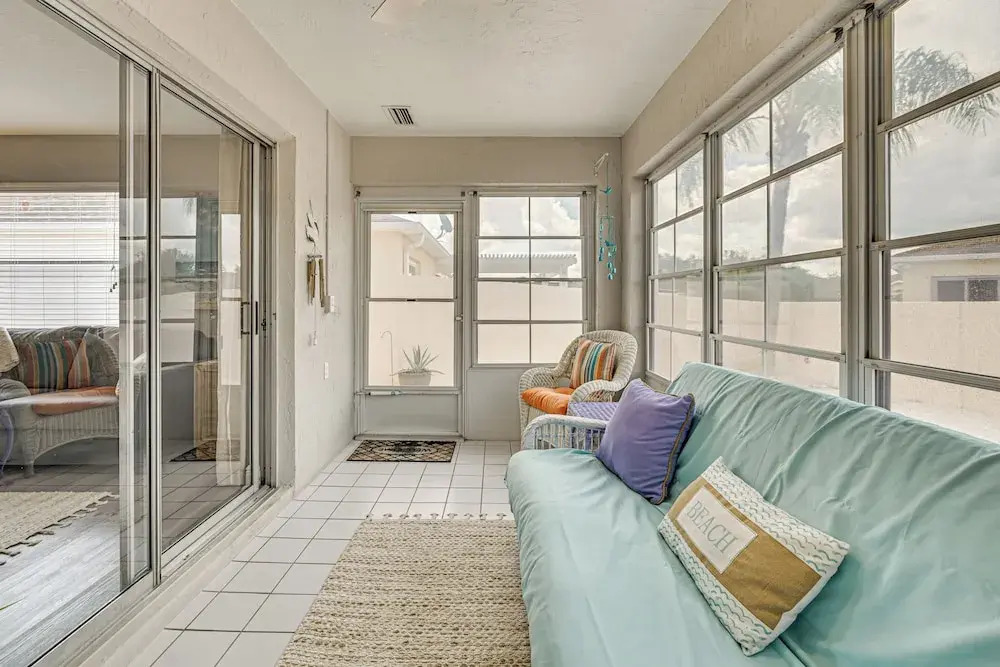 Renovated Villa Btwn Lake Sumter and Spanish Springs