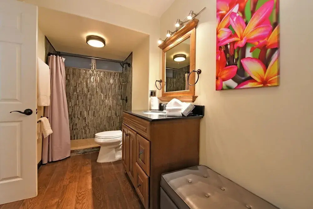 Royal Kahana #209 1 Bedroom Condo by RedAwning