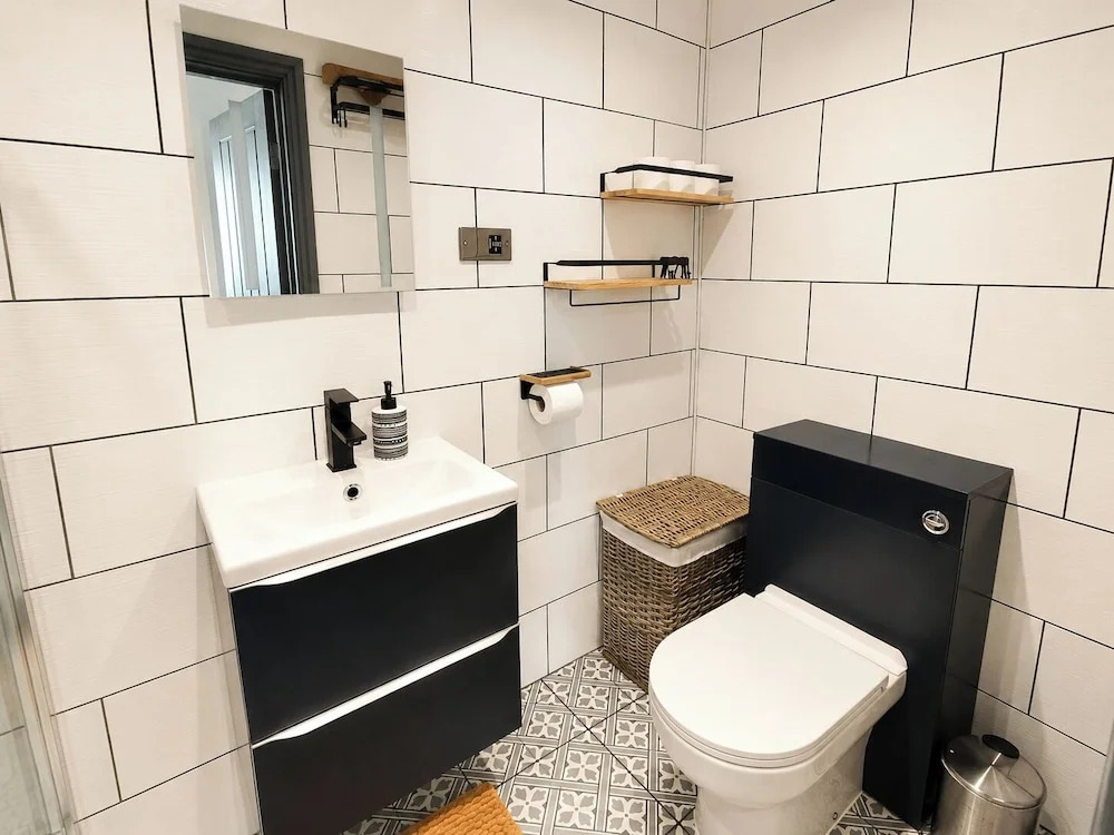Luxury Chester City Apartment Near Station