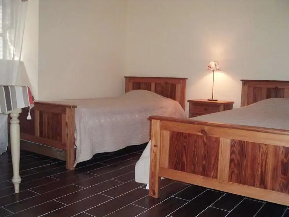 Lovely House With Grass Garden, Shared Swimmingpool, Next to the River Ardeche