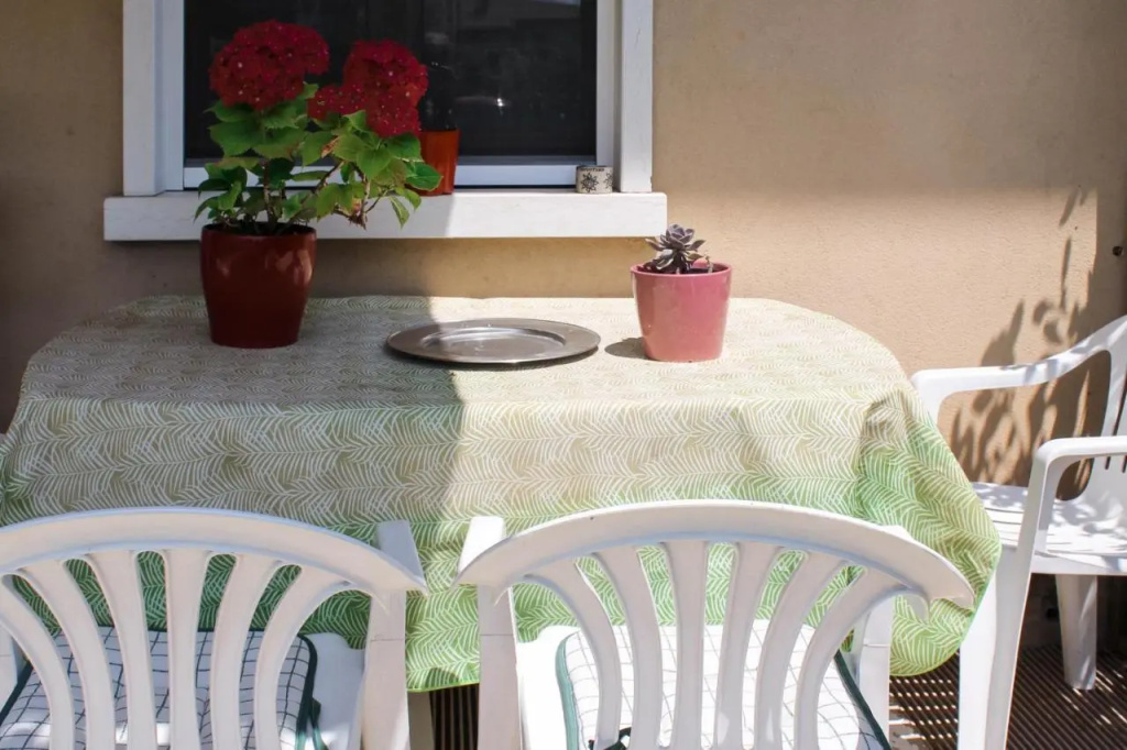 Sirmione  s Flower- CIR 017179-CNI-00423