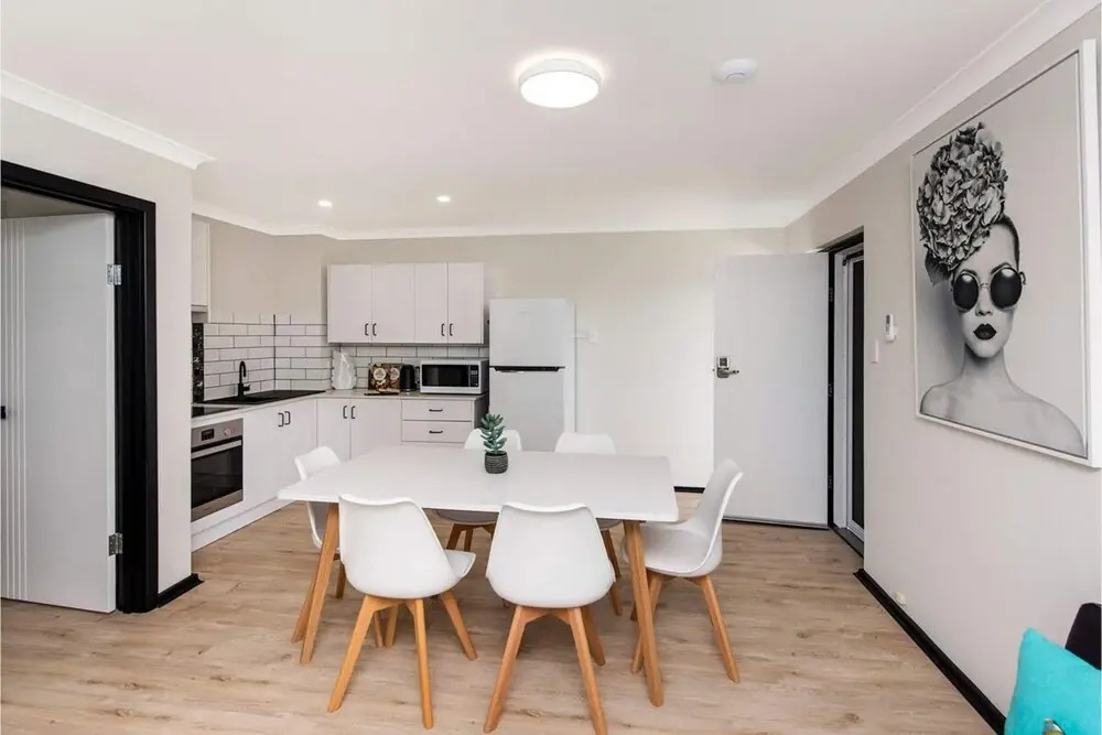 Contemporary 1BR Apartment - Near the City