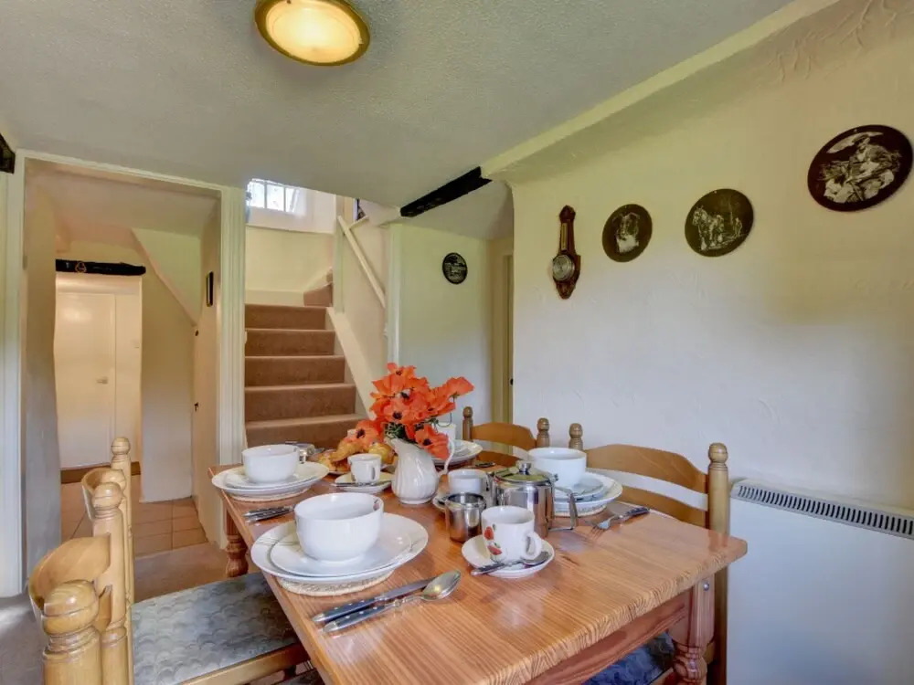 Middle Beccott Cottage Arlington