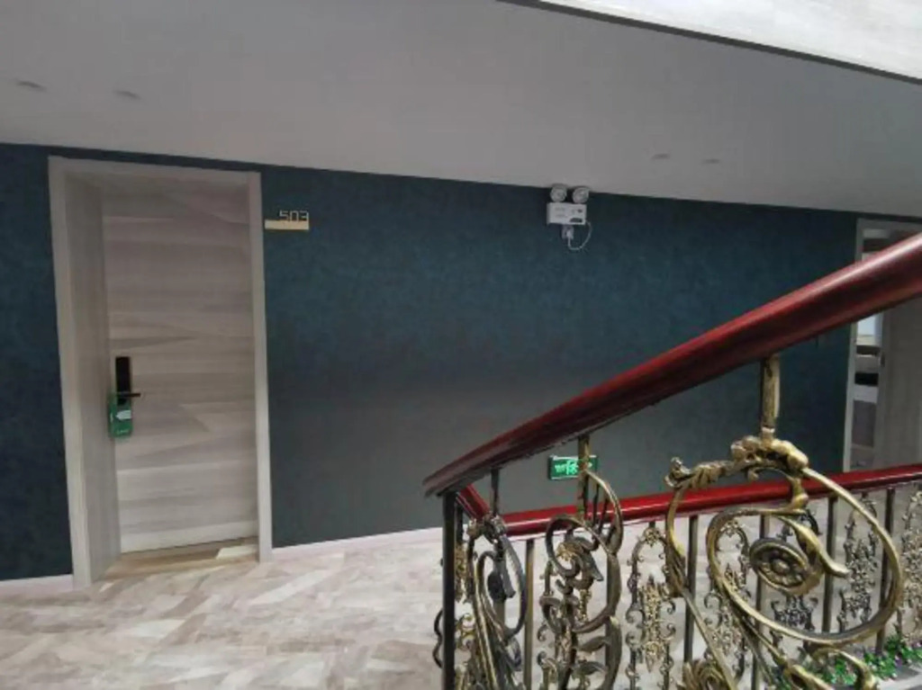 Dongjia Hotel