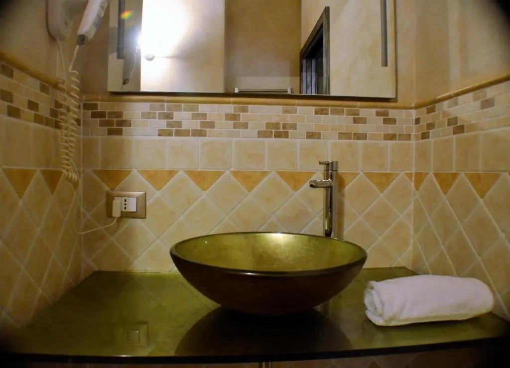 Villa Le Polle di Meletro - Exclusive Tuscan Villa with Private Pool & Panoramic Glass Sauna