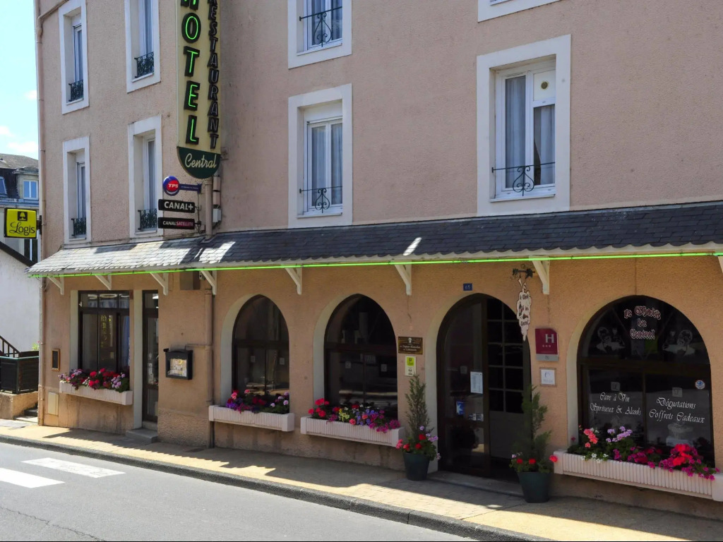 Logis Central Hôtel - Restaurant & Spa