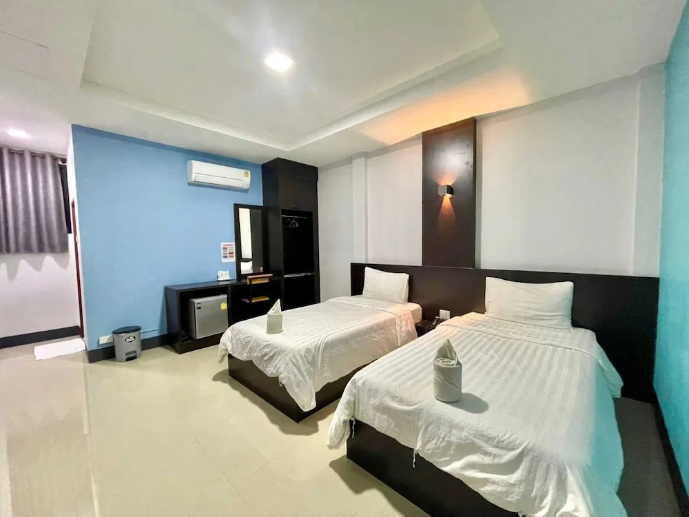 Nakarin Hotel