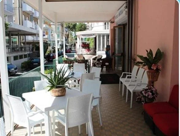 Hotel Mora