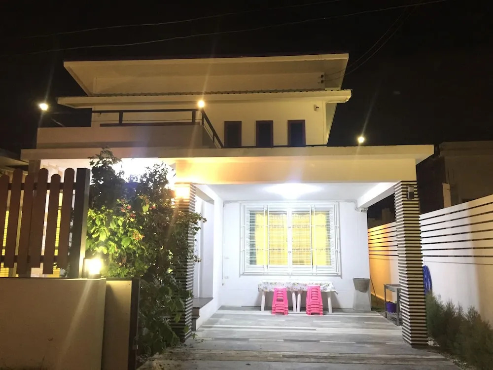 Numsai Pool Villa