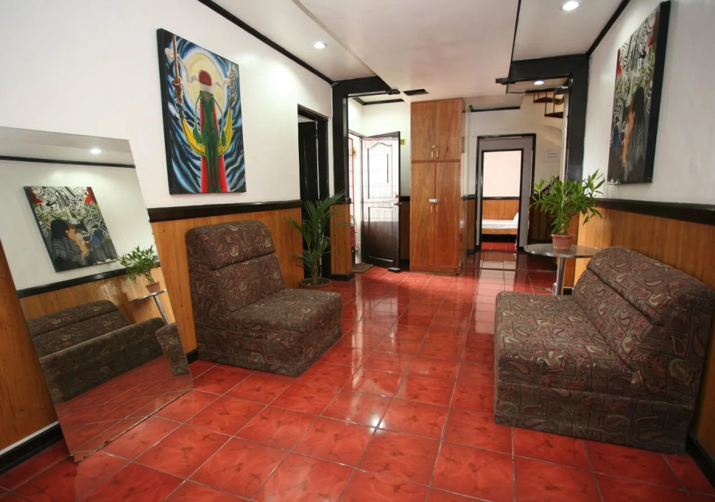 Chill-Out Guesthouse Manila