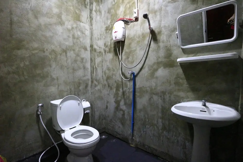 DaDa Hostel