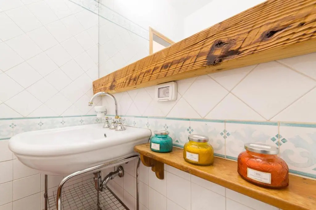 Santa Maria Novella 6 sleeps near the central station