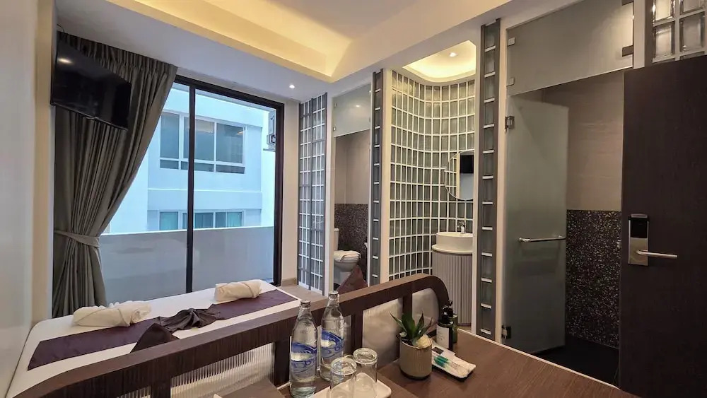 Warm Pillow Hotel Bangkok