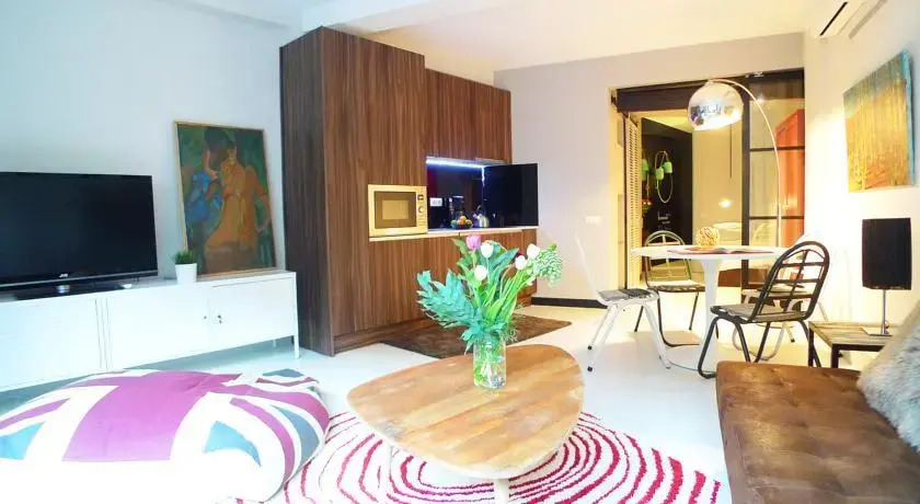 Chic Rentals Chueca- Calle Farmacia