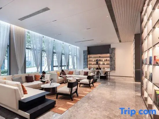 Tai Zhou Hai Ling Ying Chun Dong Lu Atour Hotel