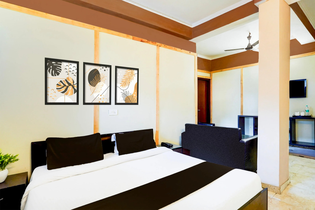 Super Hotel O GMS Road Ballupur Chowk Formerly Maira Residency