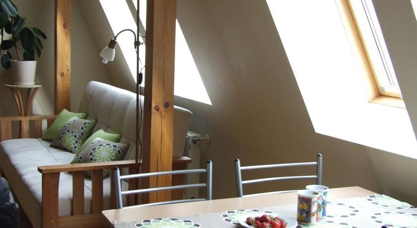 Sunlit Loft Apartment Riga