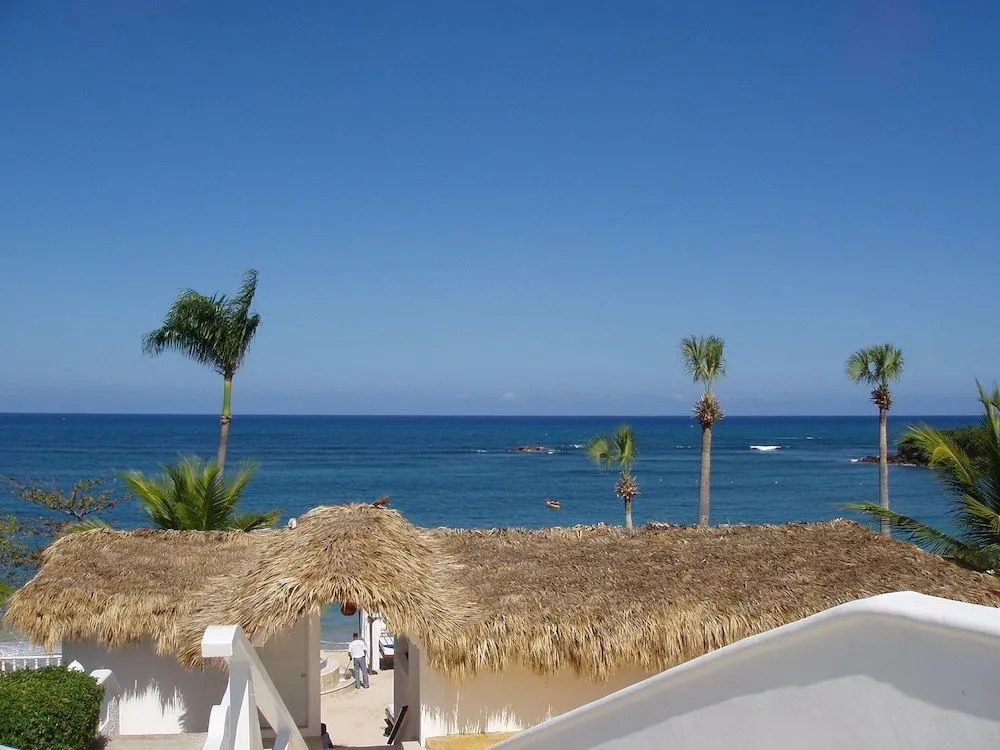 3br Villa with Vip Access - All Inclusive Program with Alcohol Included