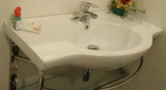 Alora Hotel