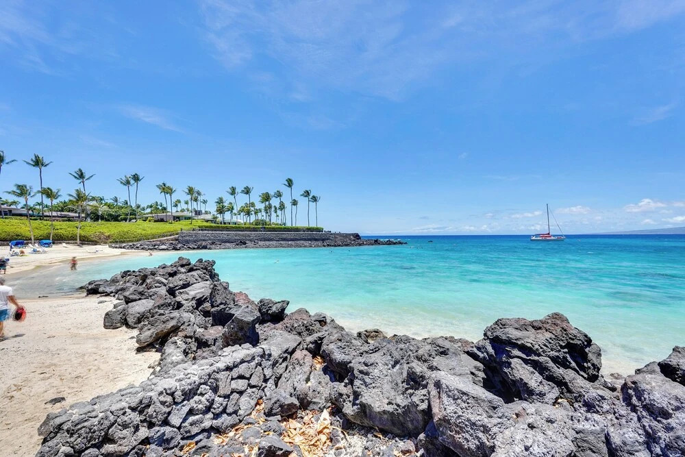 Luxe Maunalani Resort Condo w/ Pool + Beach Access