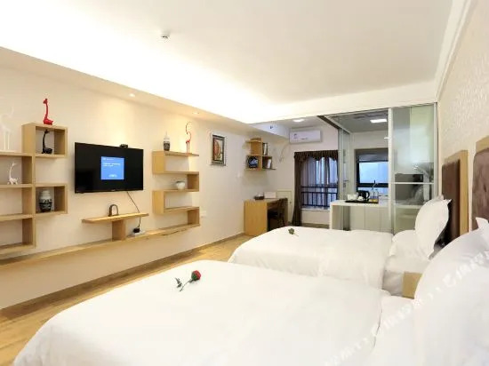 Dacaimen ApartHotel