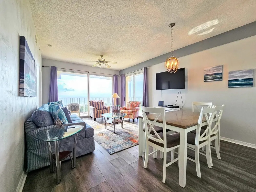 Breathtaking 5th Floor Ocean Views. Corner Unit Wraparound Balcony! 3 Pools