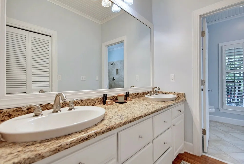 Gated 5br W/ Private Pool - Beaches, Playground 5 Bedroom Home