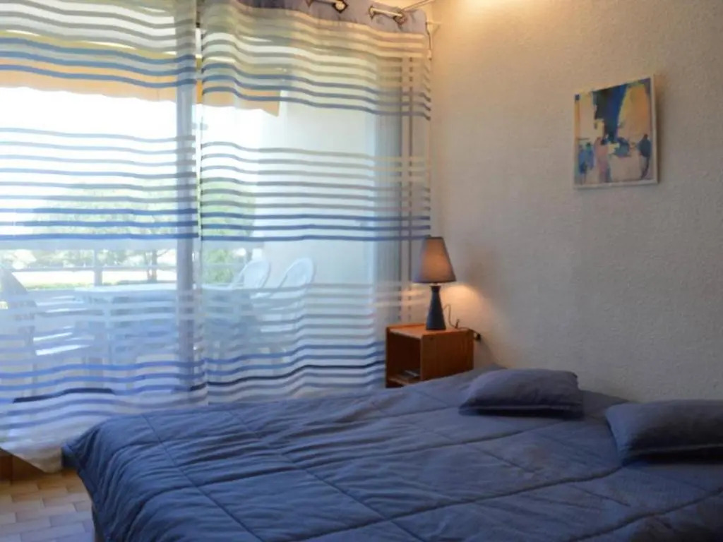 Appartement Port Camargue, 1 pièce, 4 personnes - FR-1-250-19
