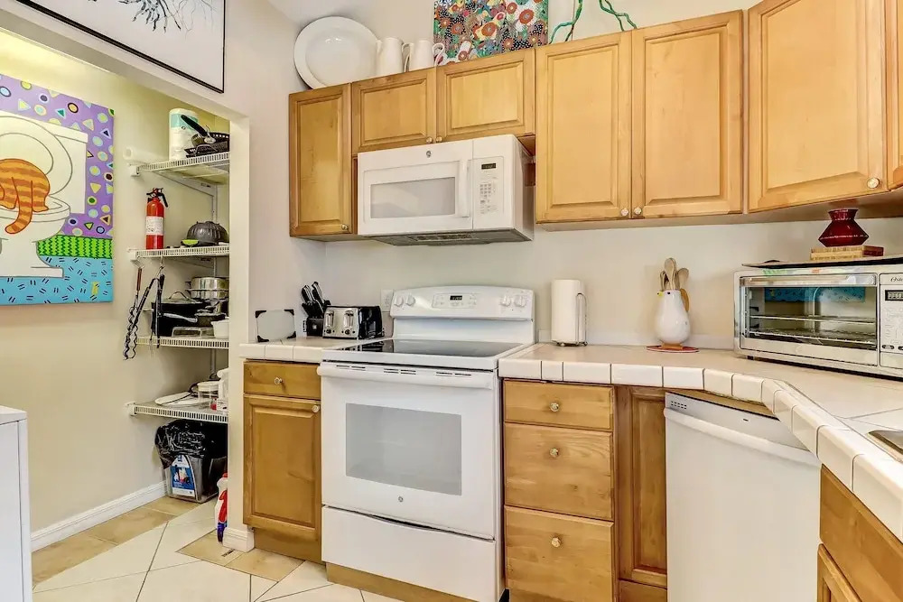 534 N Fletcher Ave #1