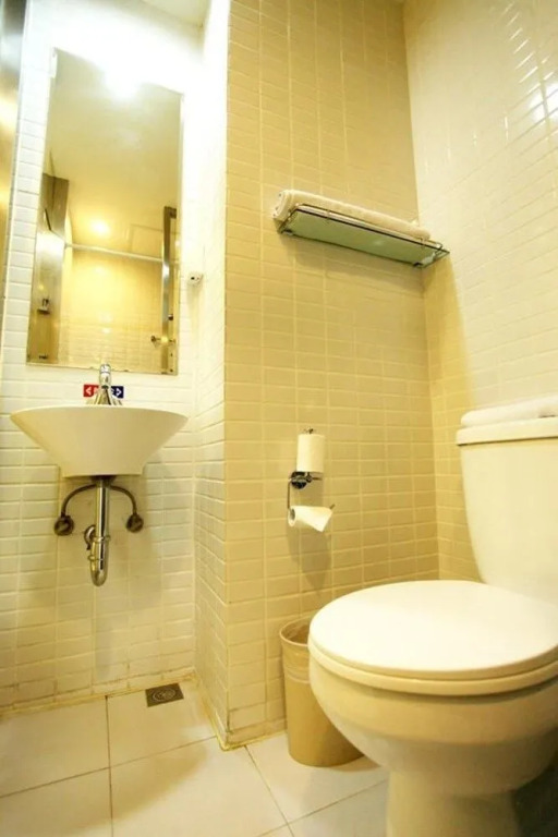 Hanting Haiyou Hotel Qingdao Taidong Pedestrian Street Branch