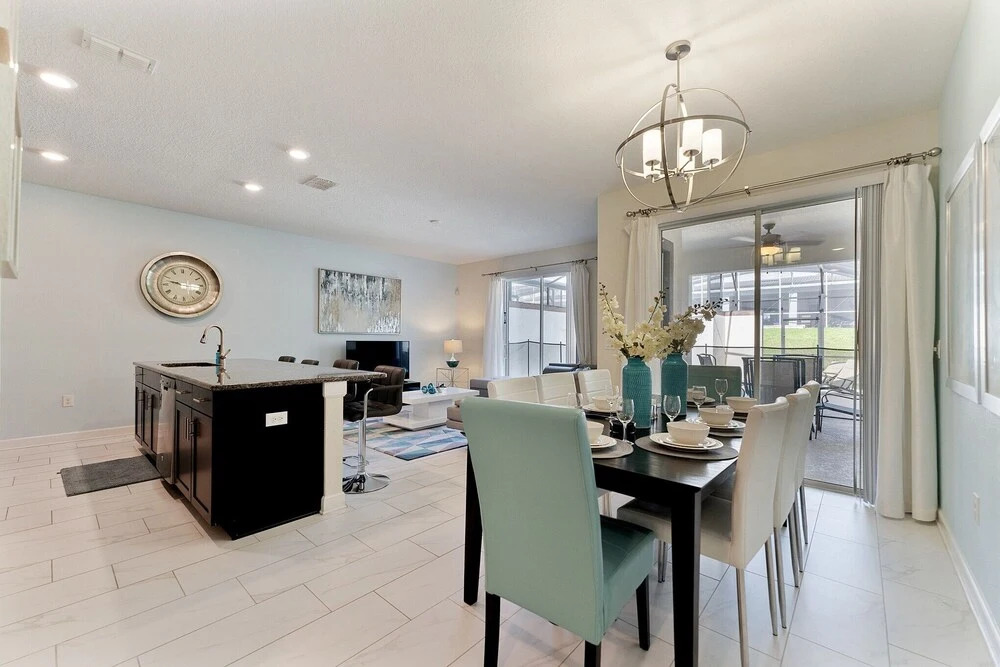 Stunning Resort Home With Private Pool And Amenities 4 Bedroom Townhouse by Redawning