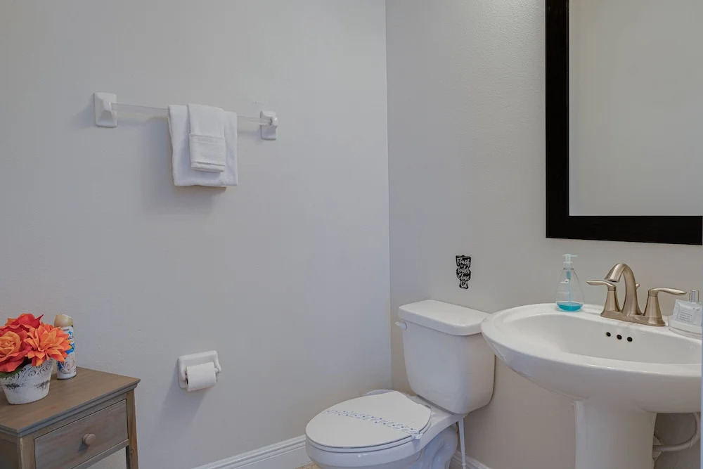 Balmoral Resort-117kb 3 Bedroom Townhouse by RedAwning