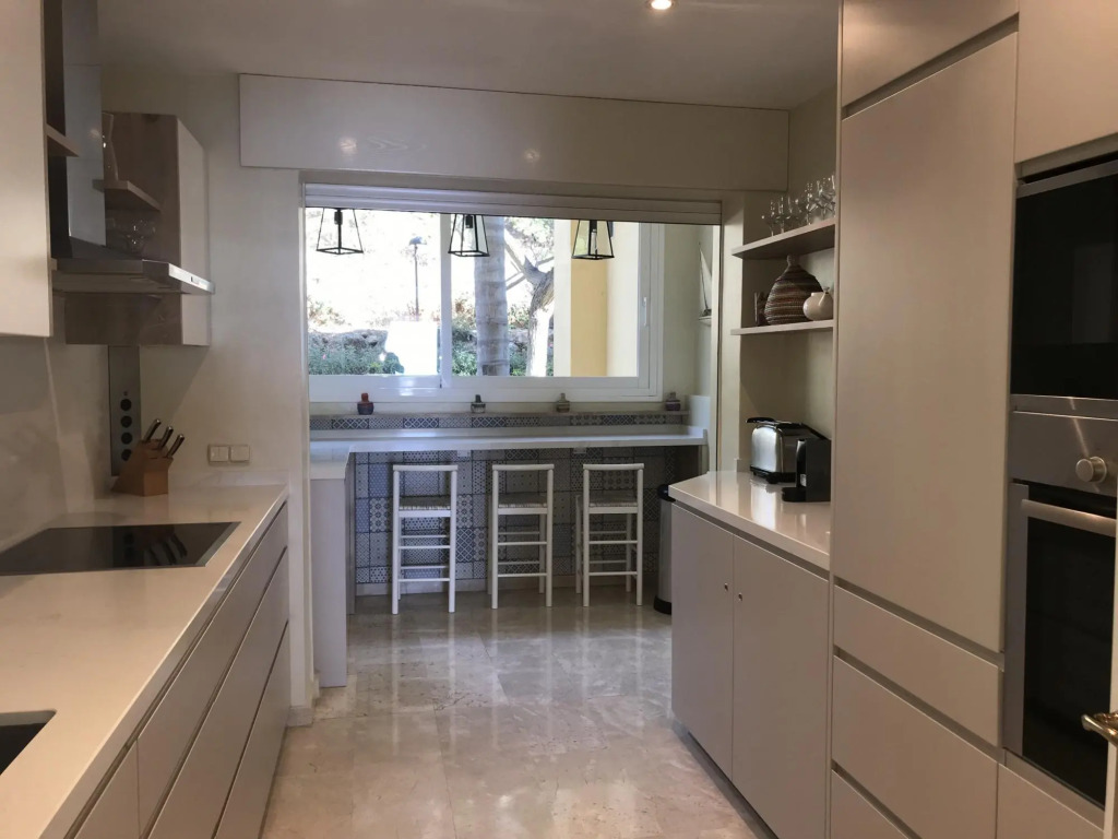 8841 - Grand Front Line Location – Heated Pool